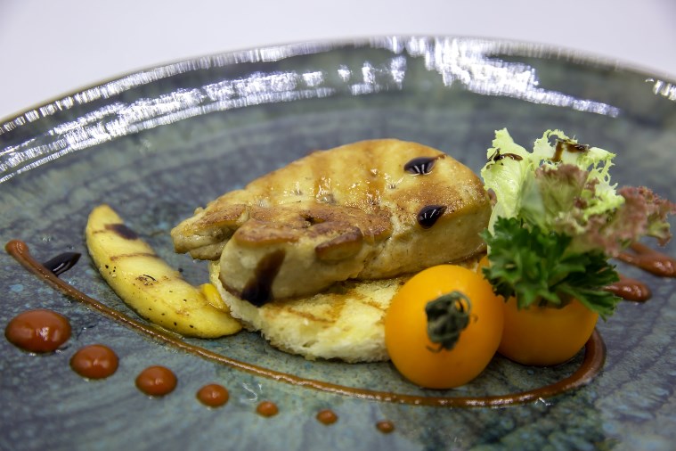 Avocado Restaurant - Hạ Long